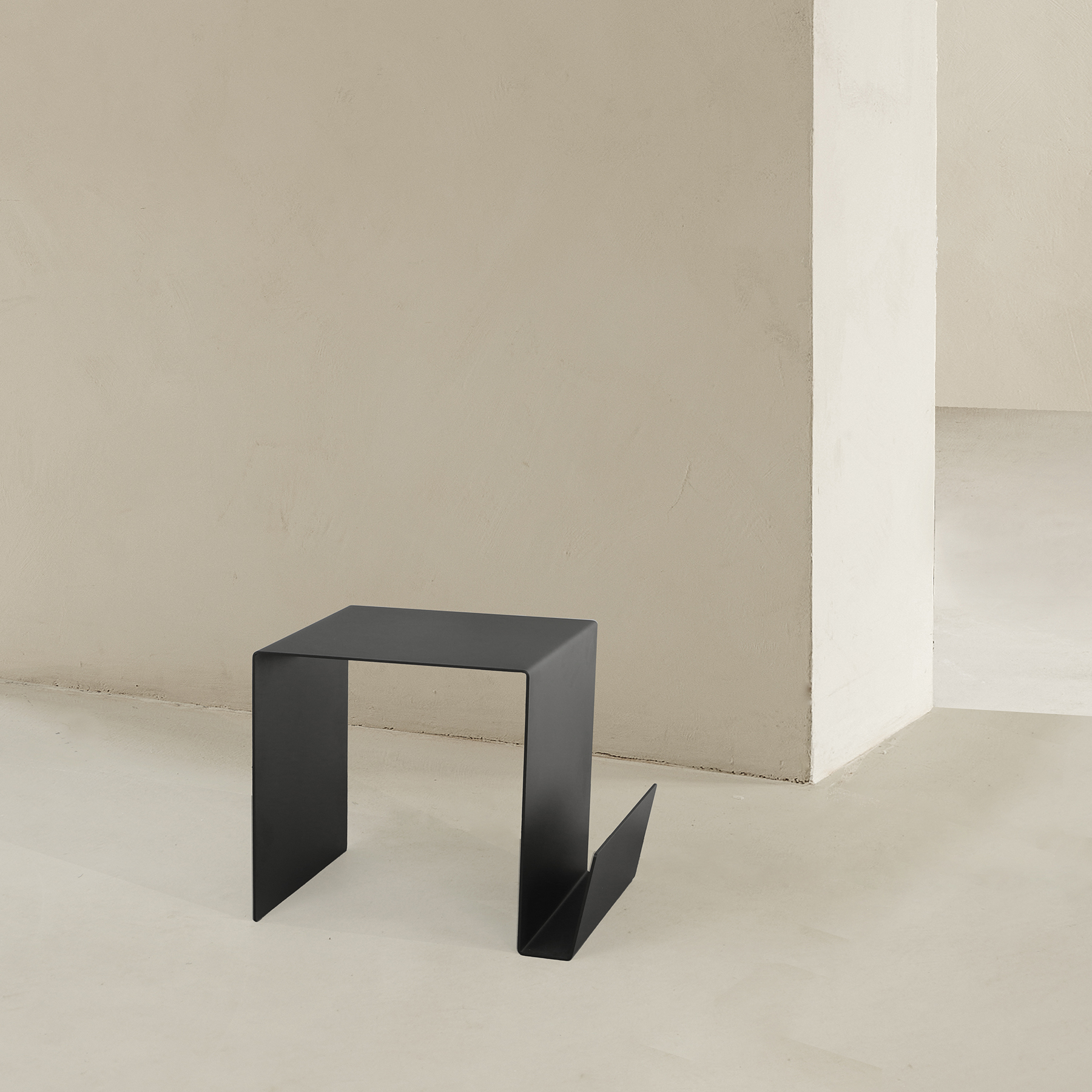 MATSA steel sidetable | stool image 2